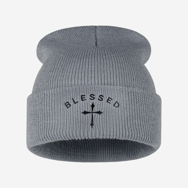 Berretto Ricamato con Croce, C - Beanie Cuffed Knit recensione e prezzo