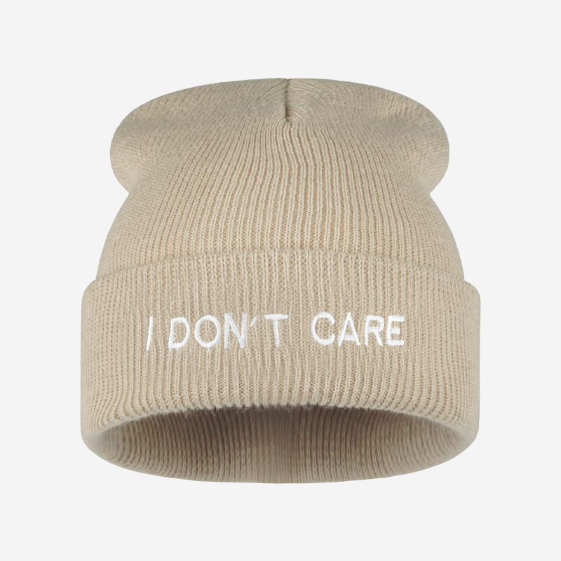 I DON'T CARE Berretto a Maglia - Beanie Cuffed Knit recensione e prezzo